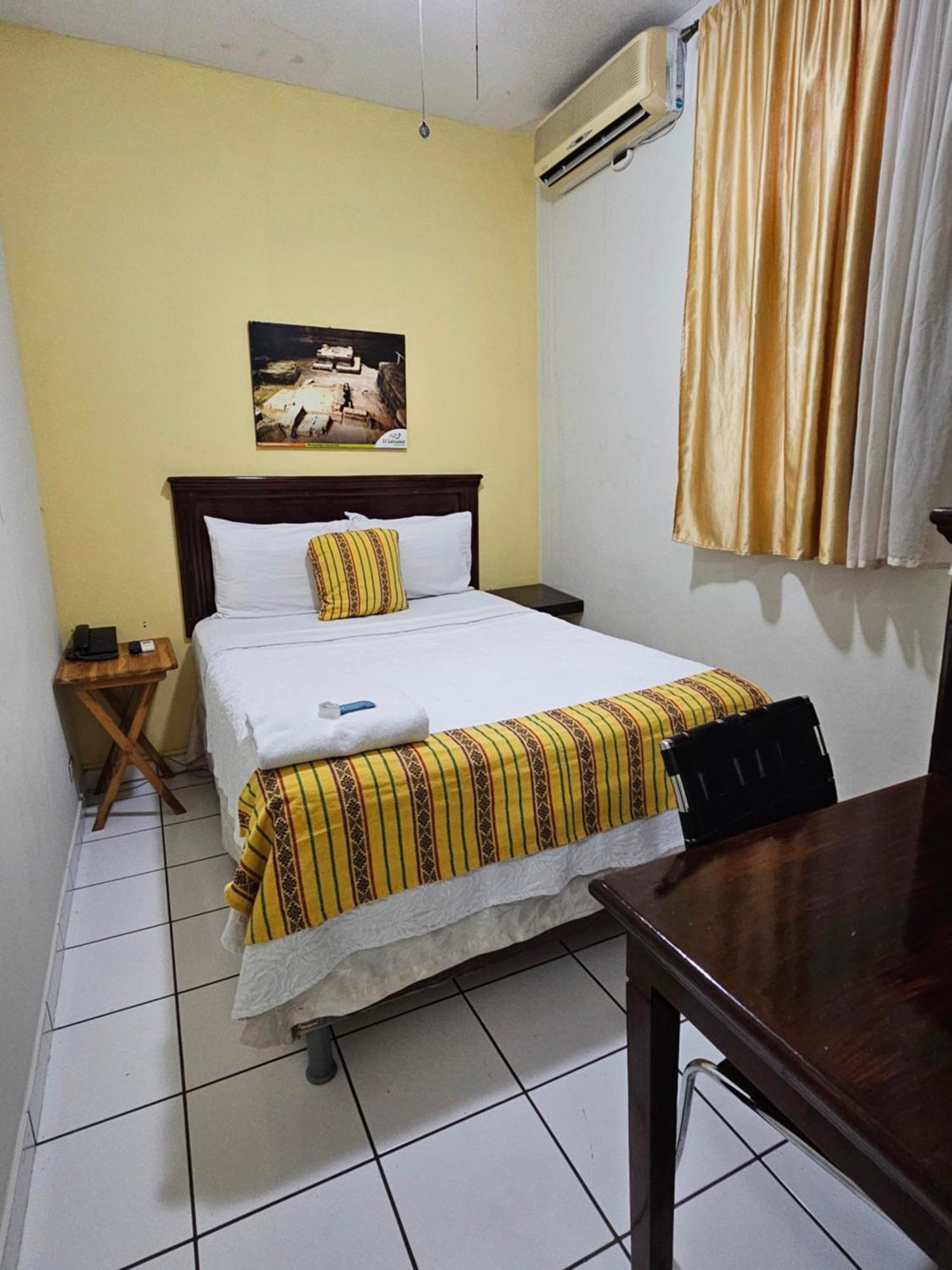 Hotel San Jose Hostal San Salvador Exteriör bild